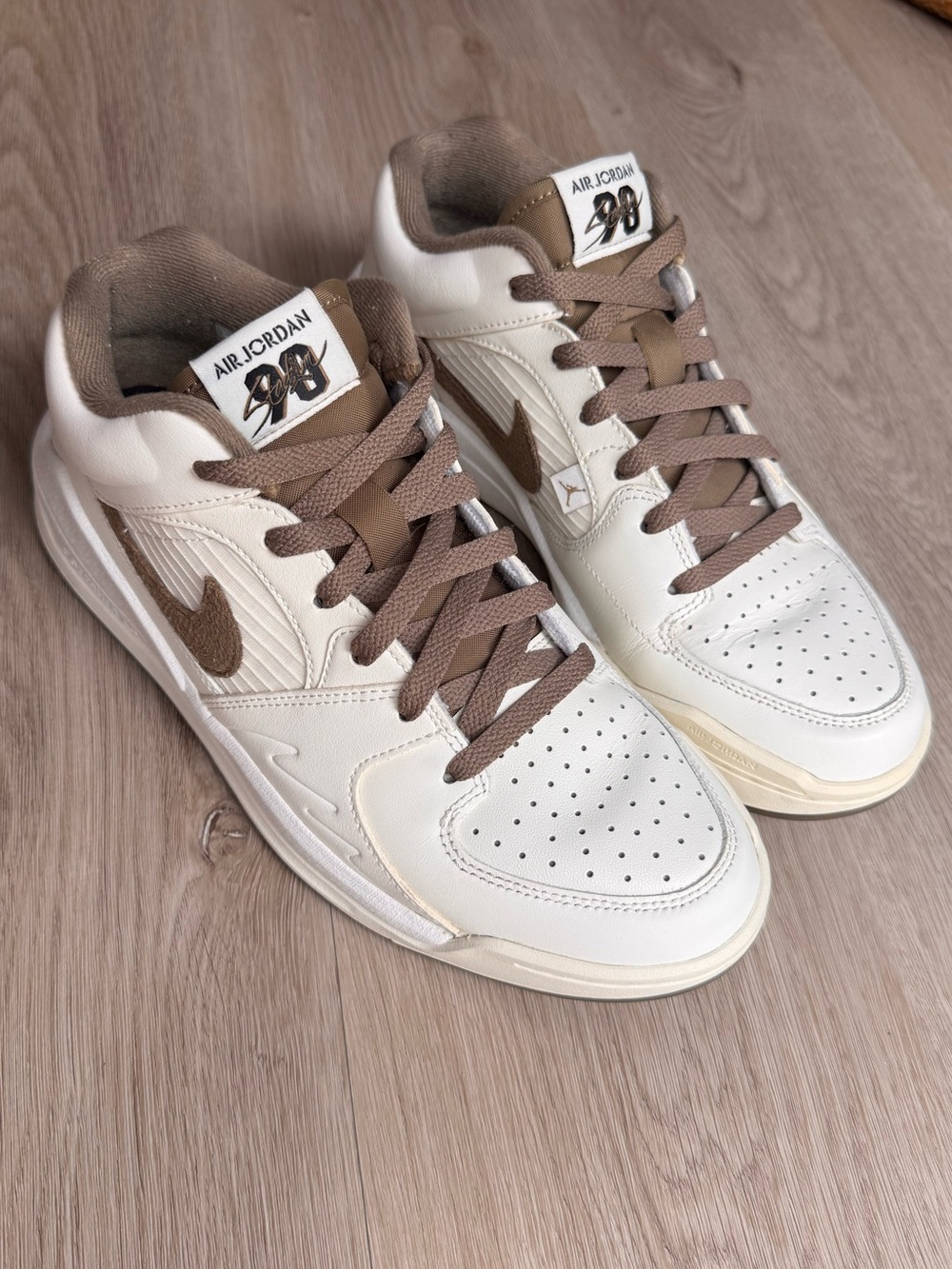 Jordan Stadium 90 Women’s Sneaker Brown Kelp